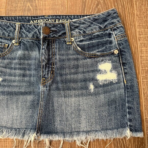 American Eagle Distressed Jean Skirt – Size 4 - Picture 8 of 12